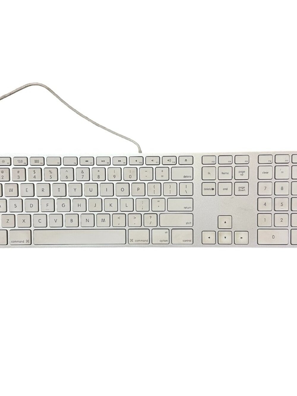 Apple A1243 Wired USB Keyboard with Numeric Keypad Aluminum Used